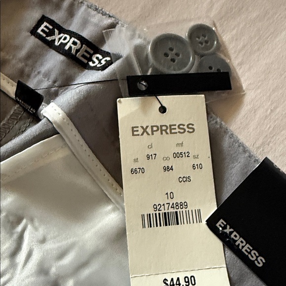 Express - Picture 3 of 7